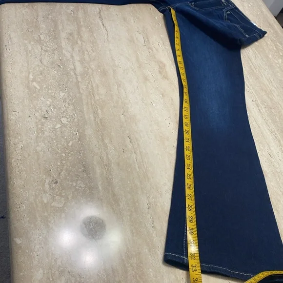 NWT Lucky Brand High-Rise Flare Jeans, see measurements in photos below - Picture 11 of 12